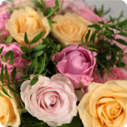 Fleurs anniversaire en bouquet  pour un joyeux anniversaire - livraison gratuite -  bouquet Caresse