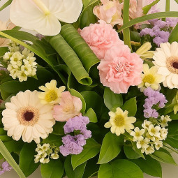 Fleurs deuil, deces et enterrement Nancy par fleuriste Interflora  Coussin rond Méline