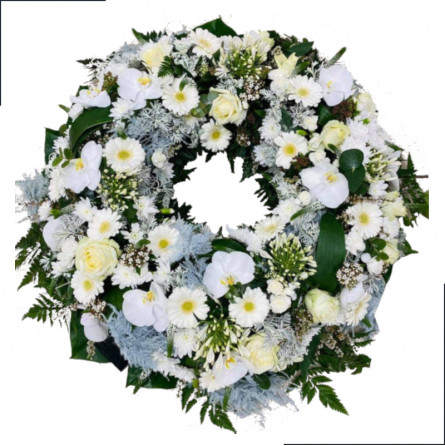Fleurs deuil, deces et enterrement Nancy par fleuriste Interflora : Pure, couronne de fleurs blanches.